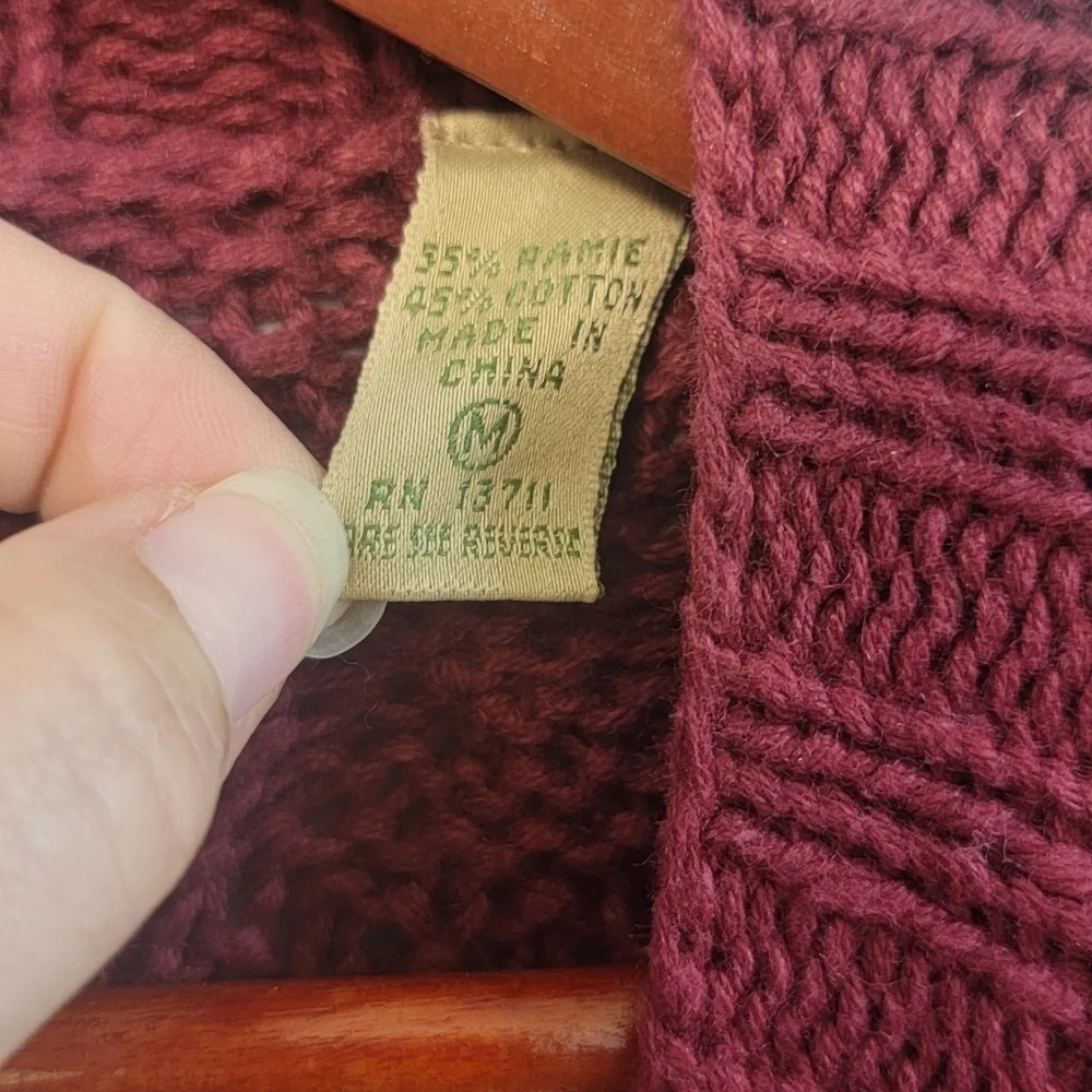 Vintage Roo‎ Crossing Special Hand Knit Cottage Red Sweater Cardigan Size M